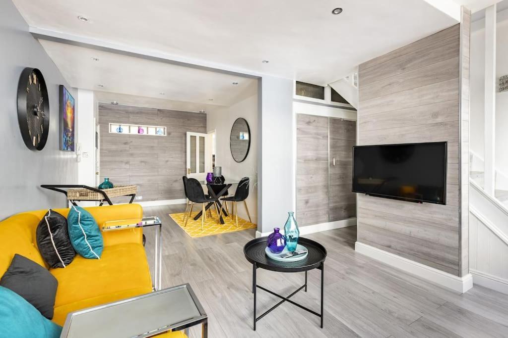 One Bedroom Duplex Apartment Located In Cowley. Oxford Extérieur photo
